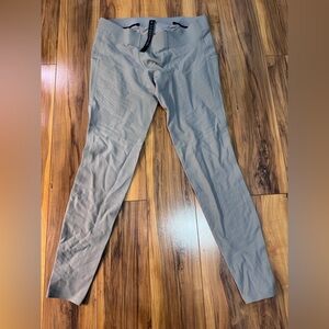 Lululemon Athletica Men's Grey Tights